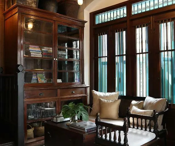Гостевой дом 1905 Heritage Corner 4*